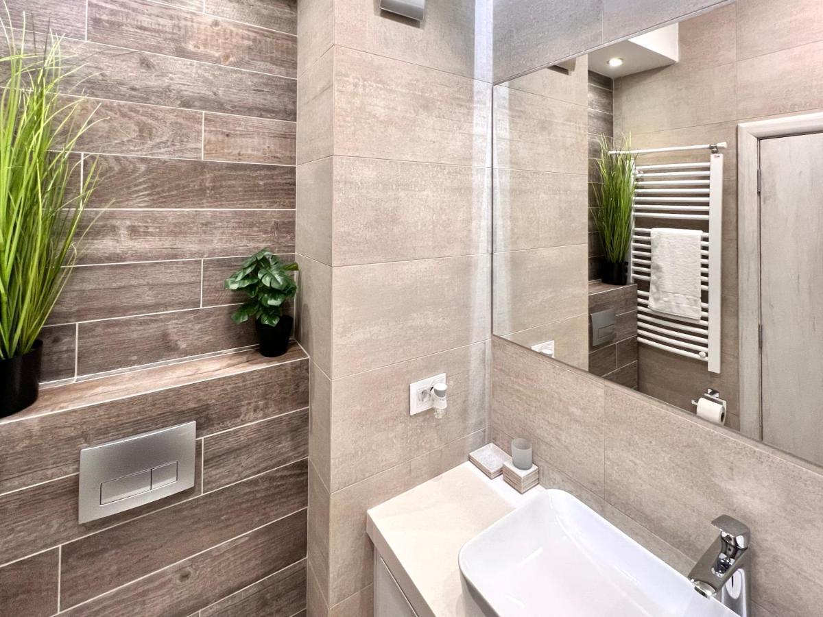 Vivio 2 Luxury Apartment Белград Екстериор снимка